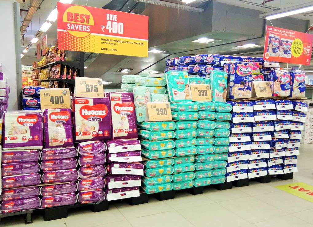 Huggies Pants and MamyPoko Pants Product Merchandising